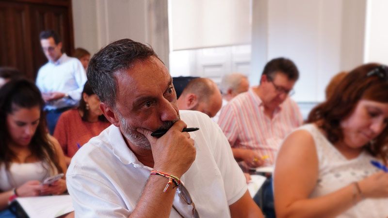 Lo que no se comunica no existe